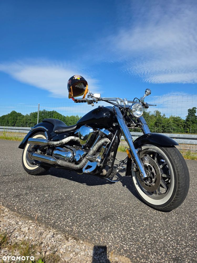 Yamaha Road Star - 4