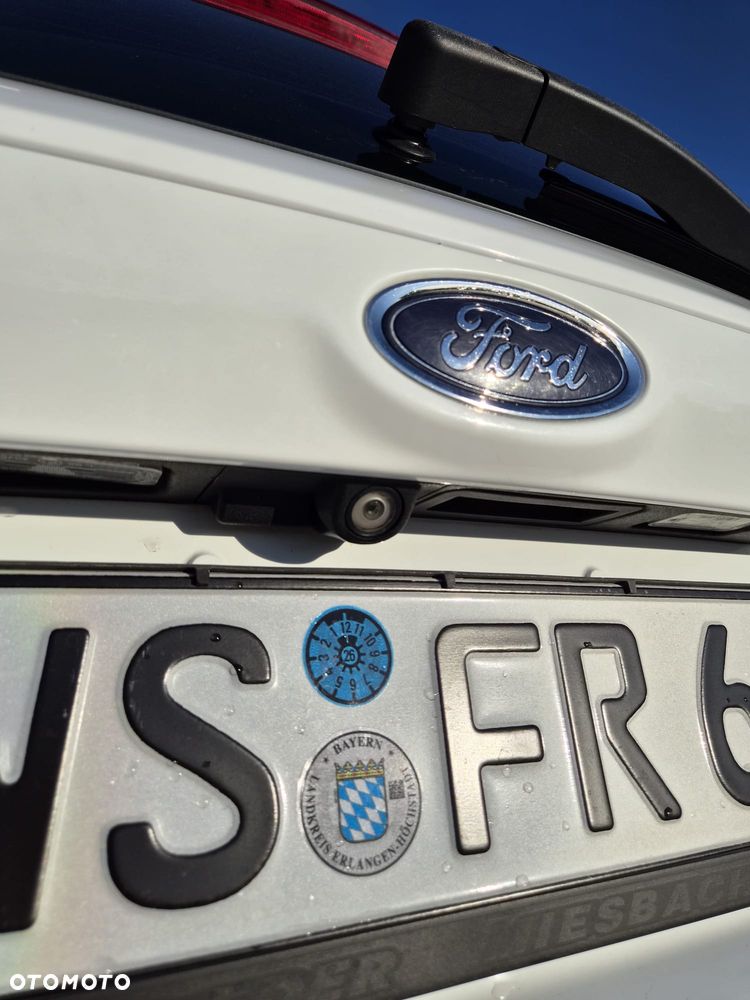 Ford Mondeo - 39