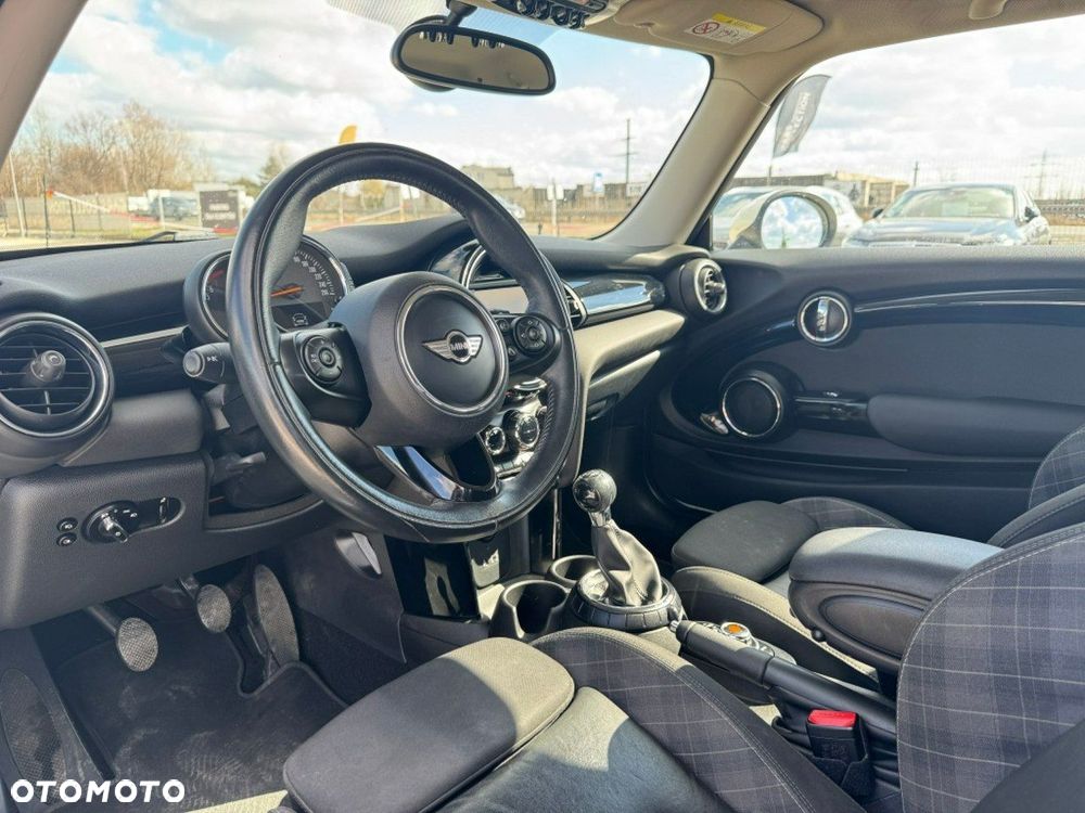 MINI ONE - 10
