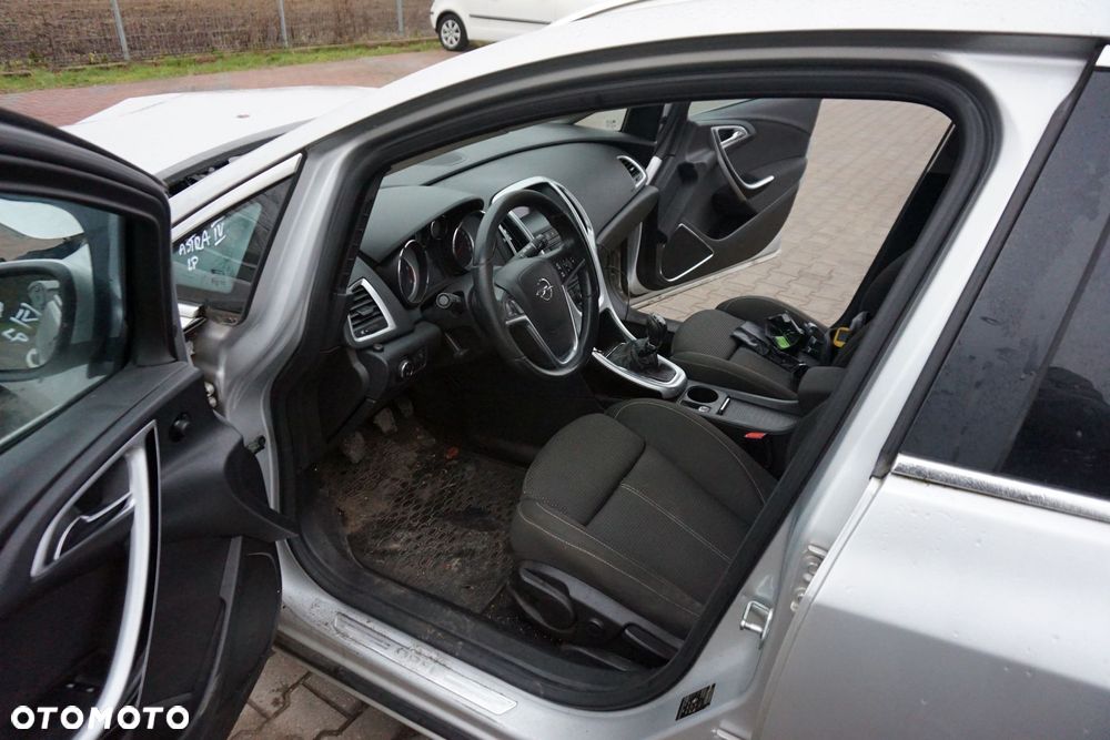 OPEL ASTRA IV J KOMBI 2011 Z176 1.7 CDTI A17DTR 125KM M32 SREBRNY na części - 11