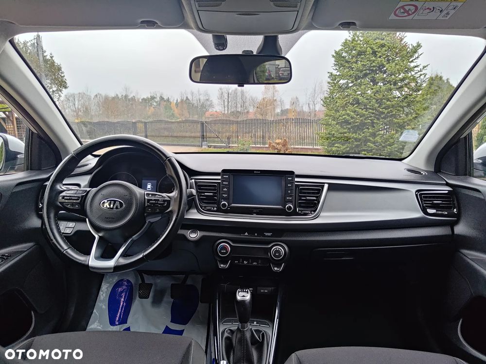 Kia Rio - 15