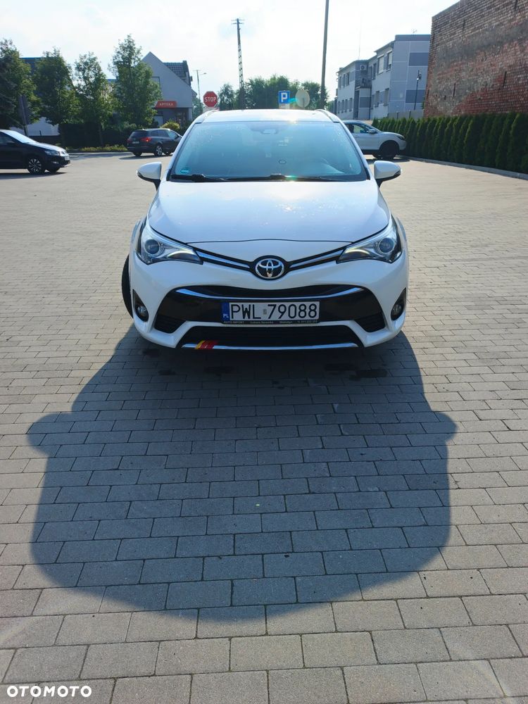 Toyota Avensis 1.8 Premium MS - 7