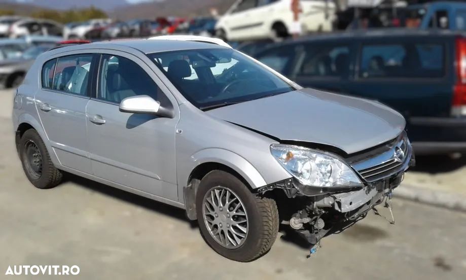 Dezmembrari / Dezmembrez OPEL ASTRA H - 1