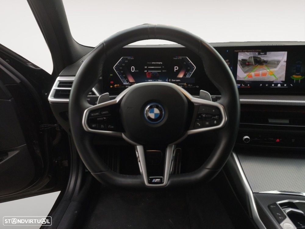 BMW 330 e Pack Desportivo M Auto - 12