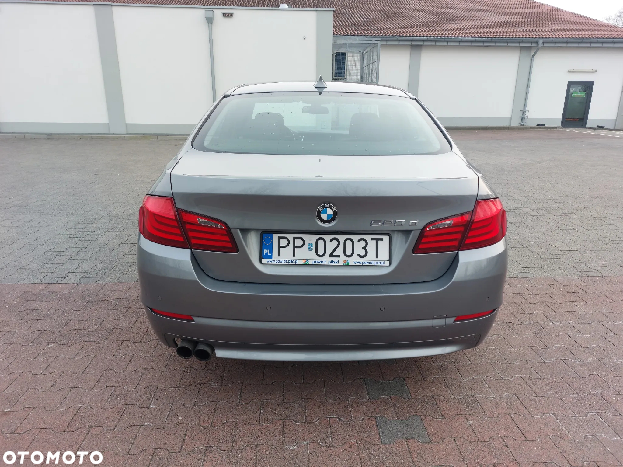 BMW Seria 5 520d - 4