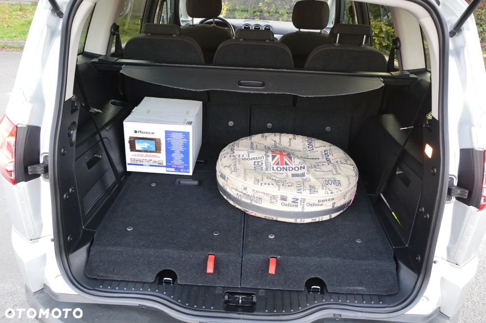 Ford S-Max 2.0 TDCi DPF Titanium - 12