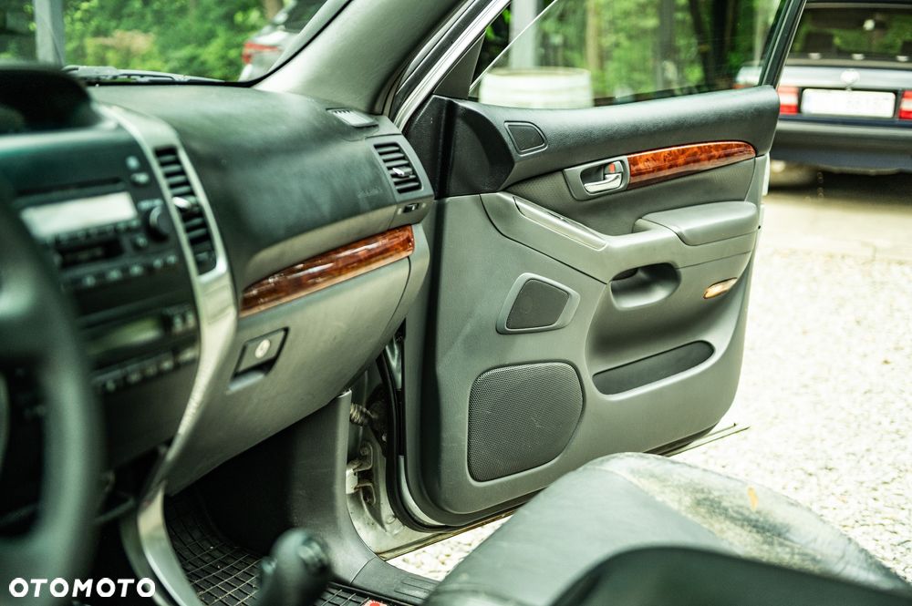 Toyota Land Cruiser 3.0 D Sol - 24