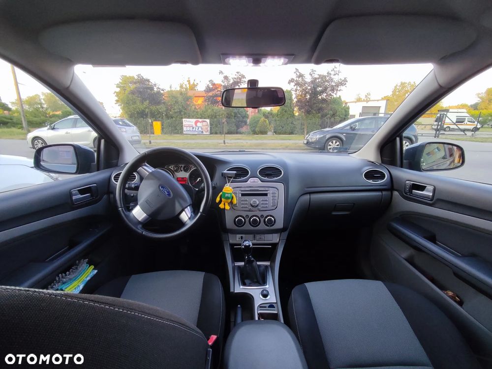 Ford Focus 1.6 Ti-VCT Trend - 8