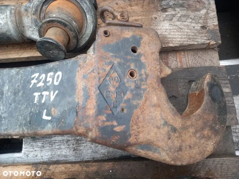 Podnośnik ramiona wieszaki odciągi uchwyty Deutz Fahr Agrotron 7250TTV - 5