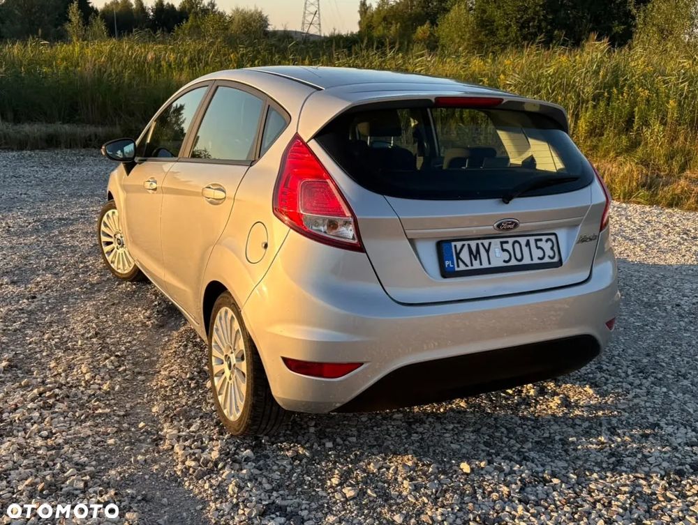Ford Fiesta - 5