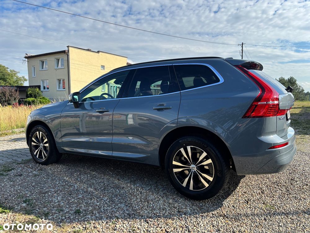 Volvo XC 60 B4 B Momentum Pro - 5