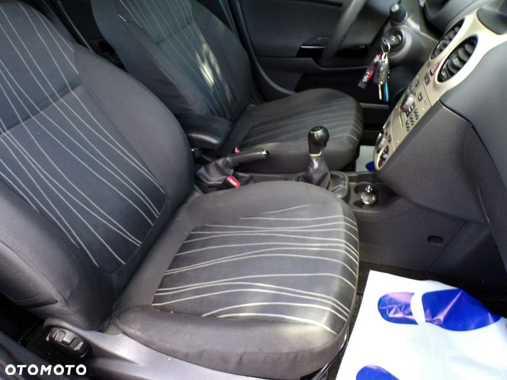 Opel Corsa - 23