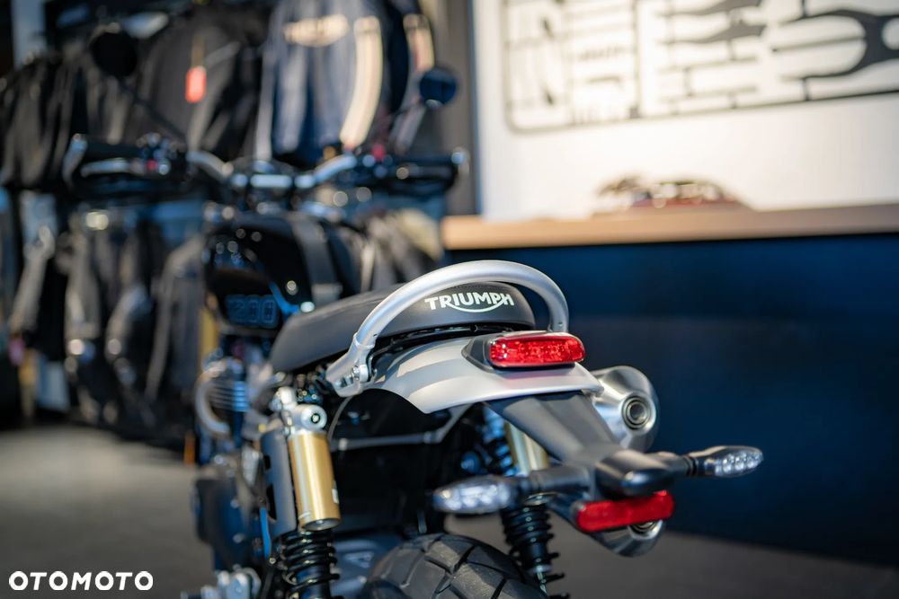 Triumph Scrambler - 4
