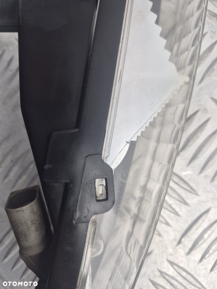 Kierunkowskaz przedni strona lewa Audi Q7 4L 4L0953041 - 13