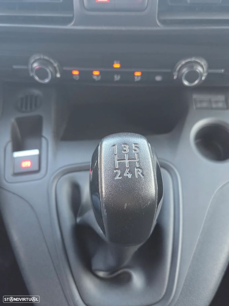 Peugeot Partner - 8