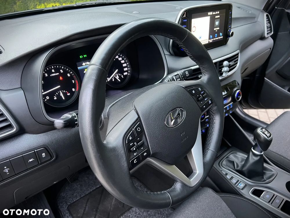 Hyundai Tucson 1.6 GDI BlueDrive Design 2WD - 26