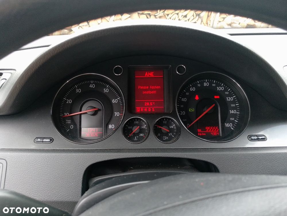 Volkswagen Passat 2.0 TSI Automatik Individual - 38