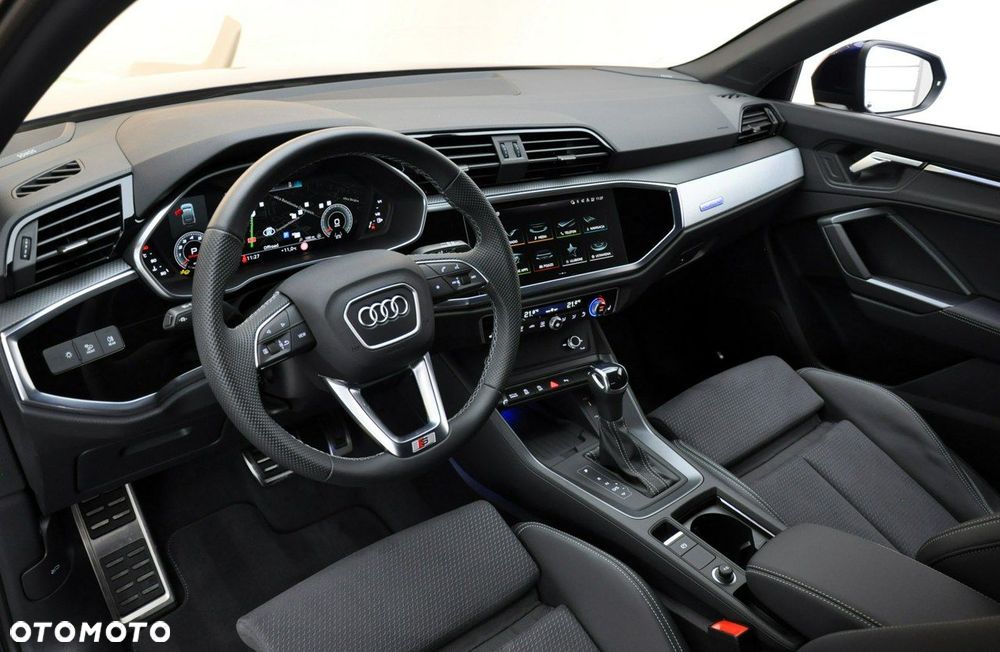 Audi Q3 Sportback - 18