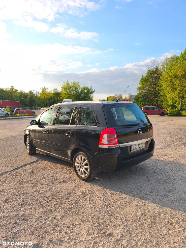 Opel Zafira 1.6 - 2