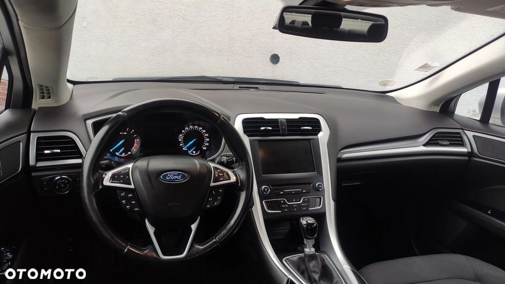 Ford Mondeo - 8
