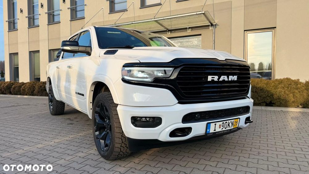 Dodge RAM - 1