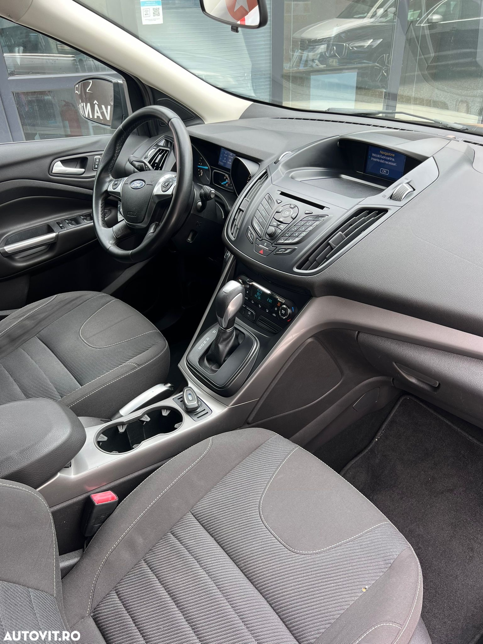 Ford Kuga - 11