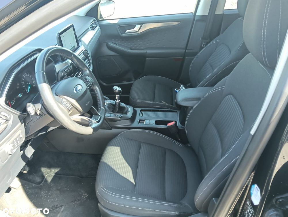 Ford Kuga - 18