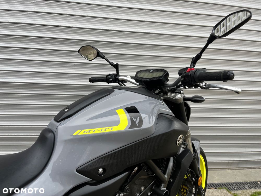Yamaha MT - 9