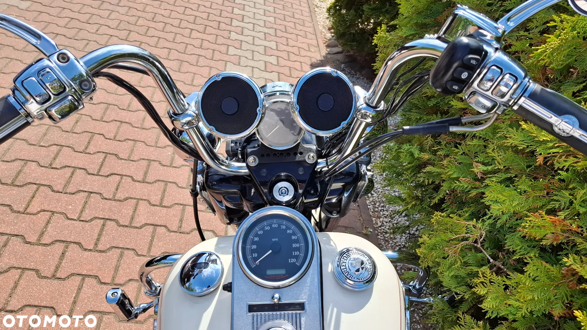 Harley-Davidson Touring Road King - 23