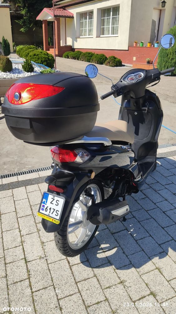 Peugeot Tweet - 5