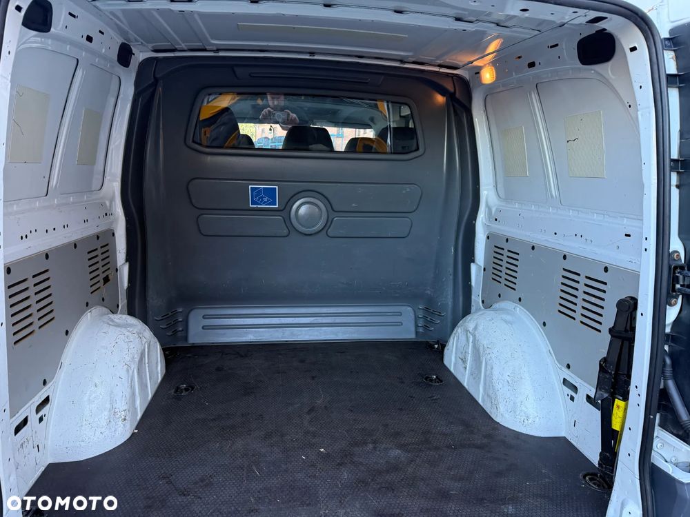 Mercedes-Benz Vito - 16