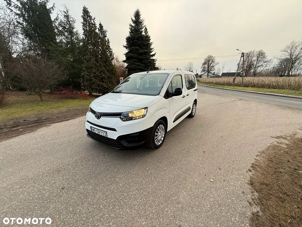 Toyota Proace City Verso 1.5 D-4D Family - 2