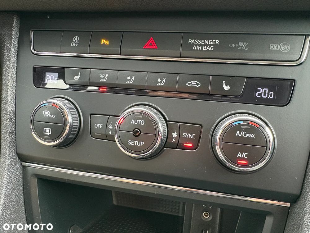 Seat Leon 2.0 TDI DPF Start&Stop Style - 32