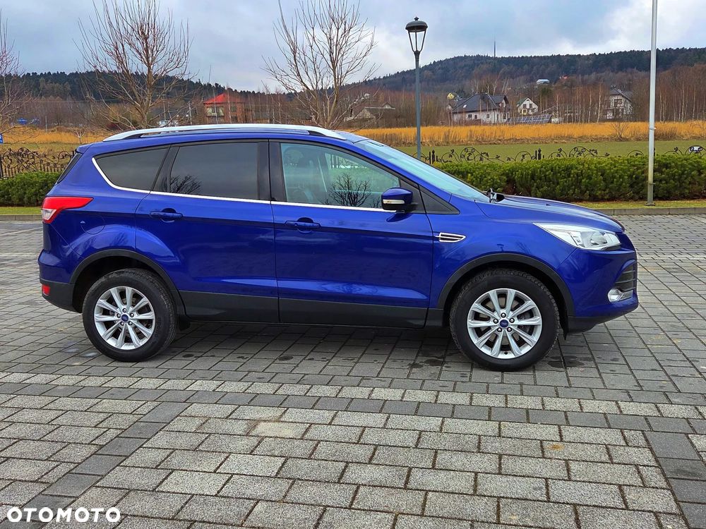 Ford Kuga 2.0 TDCi 2x4 Titanium - 11