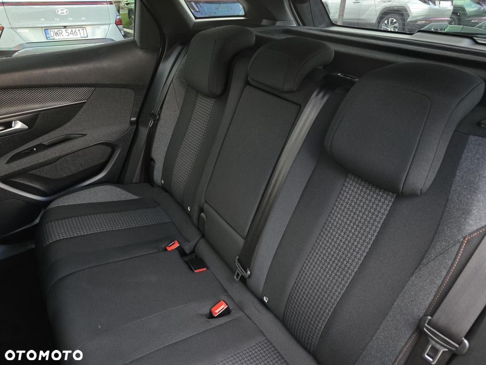Peugeot 3008 - 11