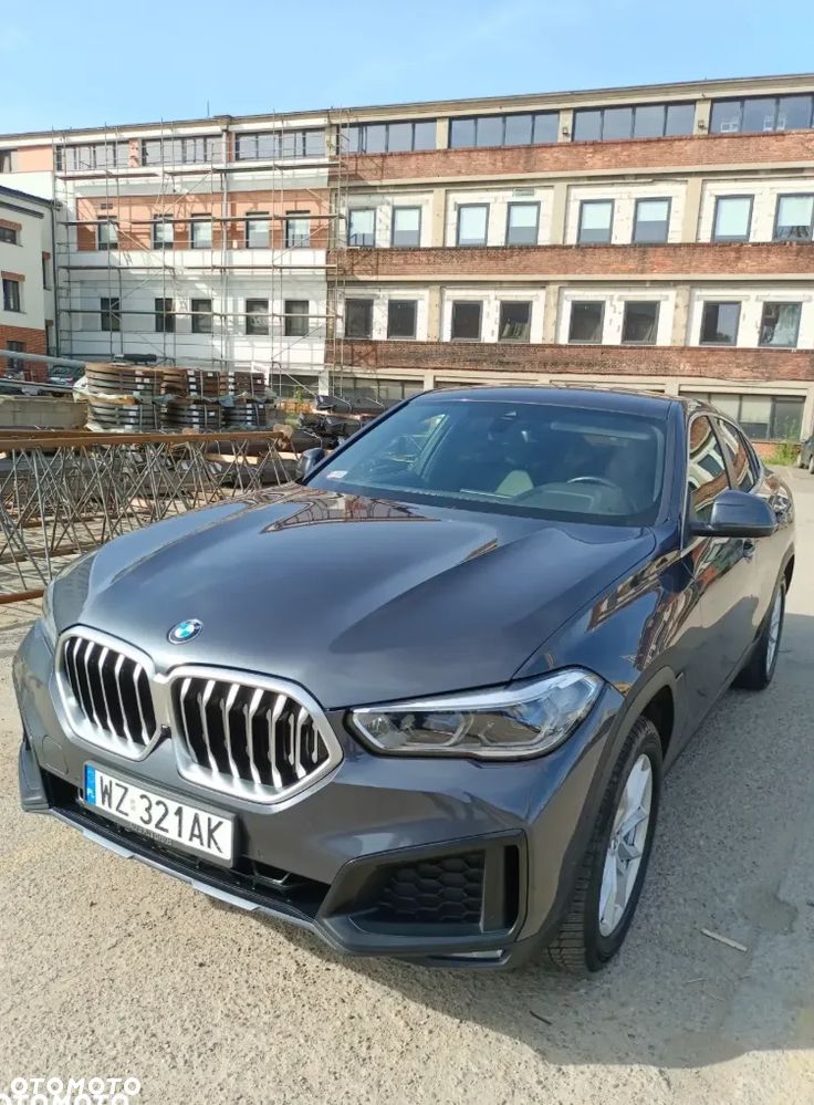 BMW X6 - 12