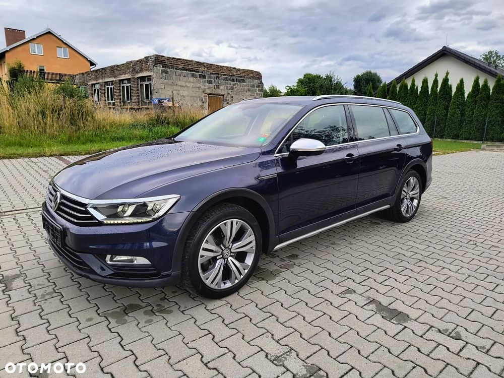 Volkswagen Passat - 4