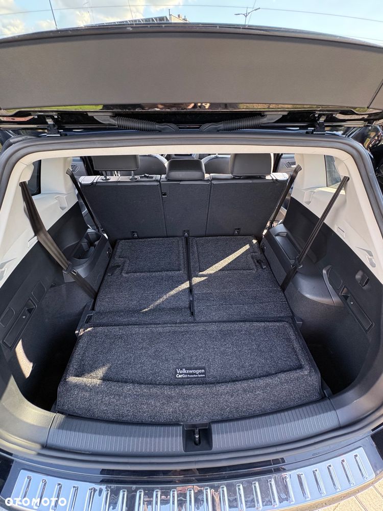 Volkswagen Tiguan Allspace - 20