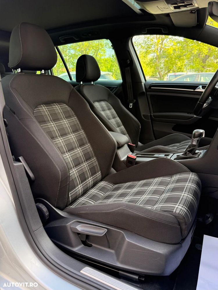 Volkswagen Golf 2.0 TDI DSG GTD - 15