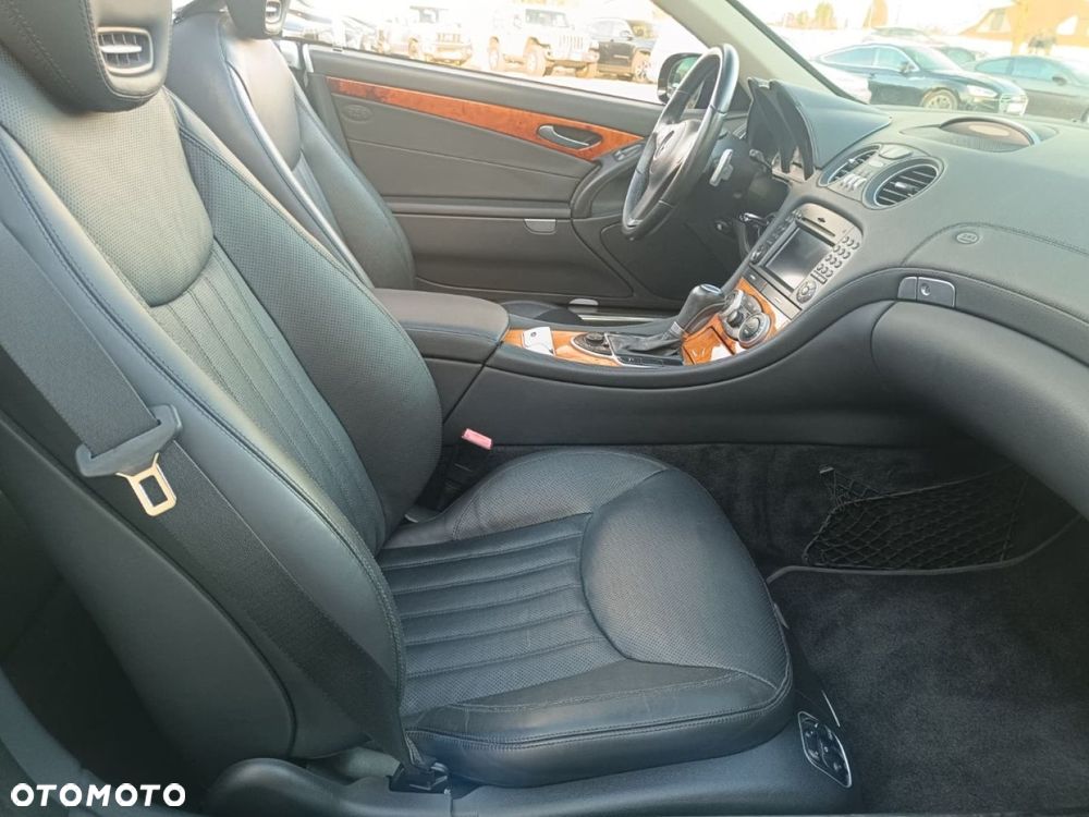 Mercedes-Benz SL 500 7G-TRONIC - 26
