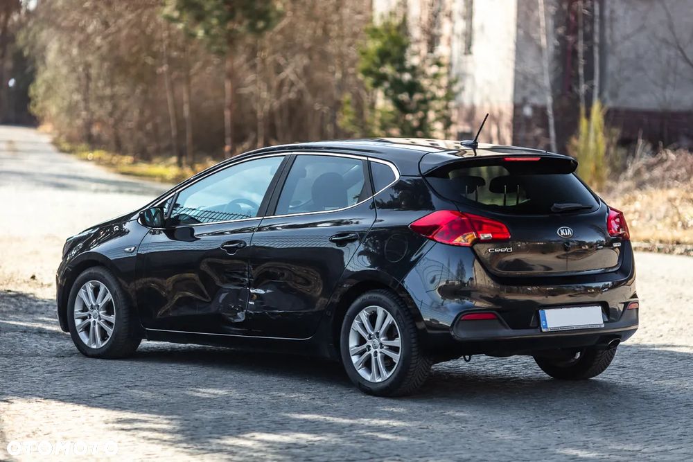 Kia Ceed 1.6 CRDi 128 97g Edition 7 - 15