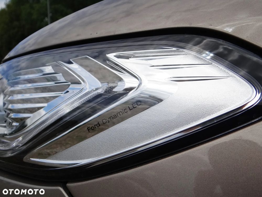 Ford Mondeo Turnier 2.0 EcoBlue Titanium - 25