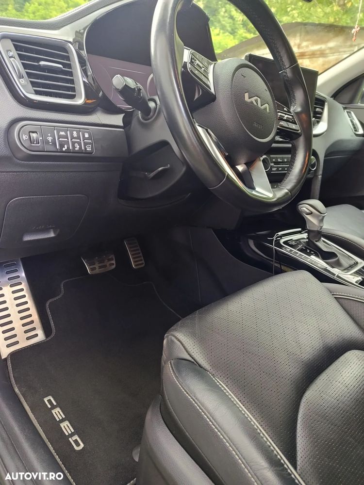 Kia Ceed 1.6 GDI DCT OPF Platinum Edition - 16