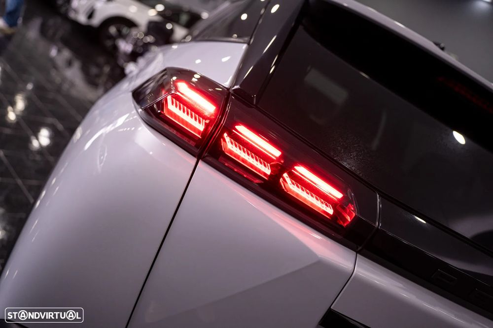 Peugeot 2008 PureTech 100 Allure - 8