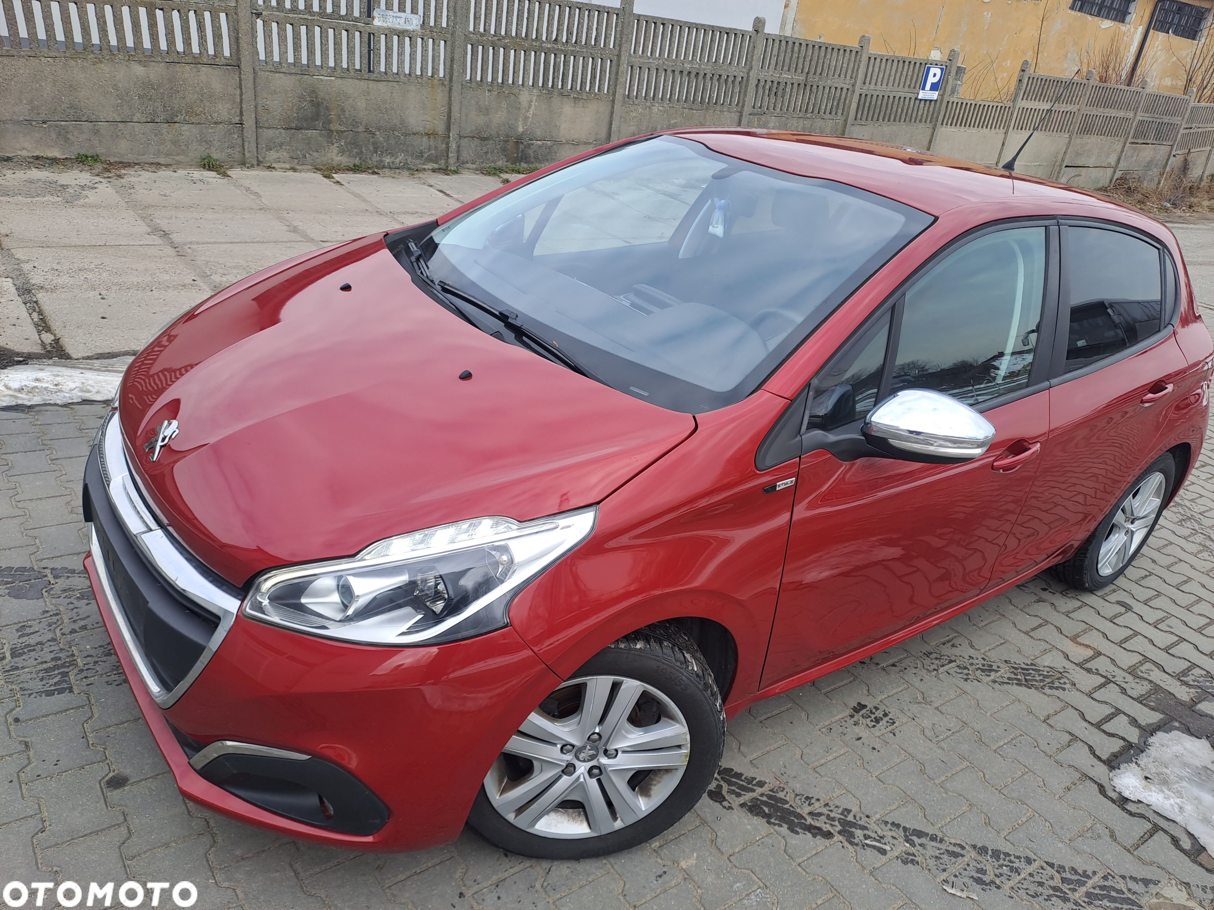Peugeot 208 1.2 VTi Style - 1
