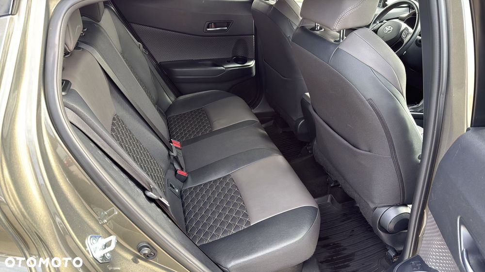 Toyota C-HR 1.8 Hybrid Executive - 9