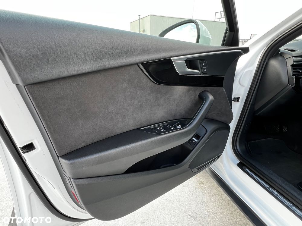 Audi A4 Allroad 2.0 TDI Quattro S tronic - 26