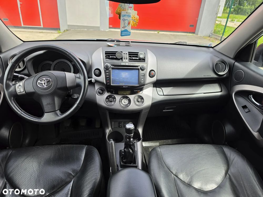 Toyota RAV4 2.2 D-4D X - 9
