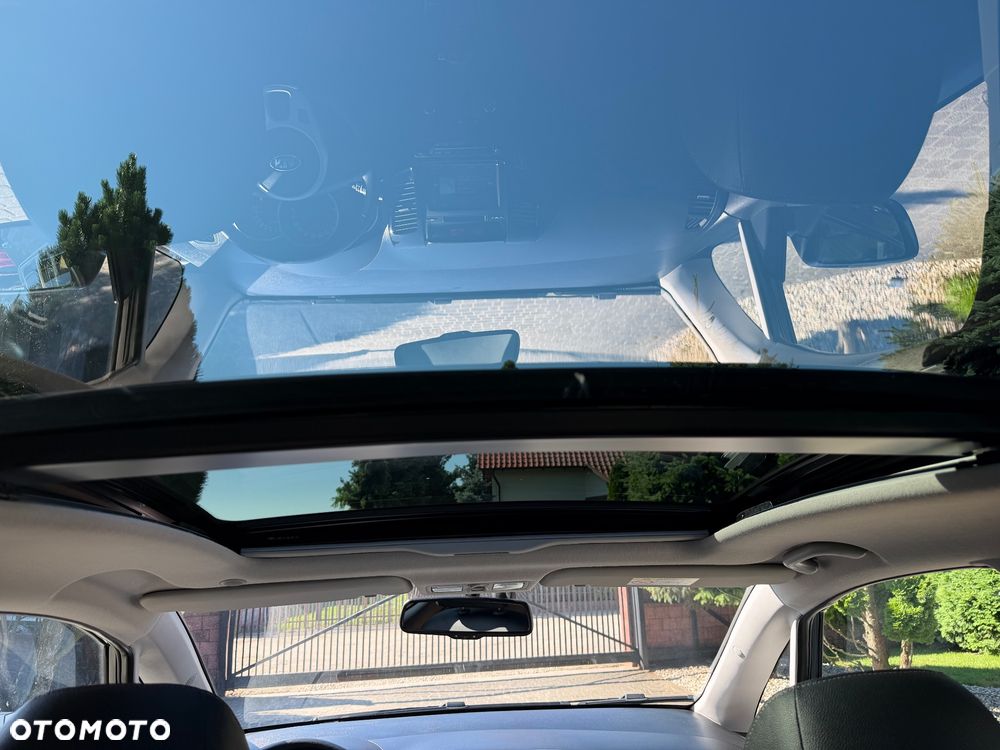 Kia Venga 1.6 CVVT Automatik Platinum Edition - 31