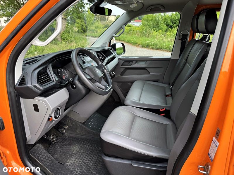 Volkswagen Transporter - 12